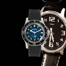 Load image into Gallery viewer, Vostok Amphibian Classic 13005B With Auto-Self Winding + Polyurethane Strap Watches