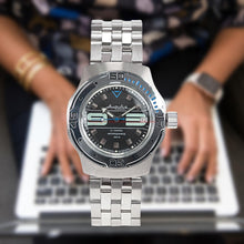 Load image into Gallery viewer, Vostok Amphibian Classic 160558 With Auto-Self Winding Watches