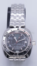 Load image into Gallery viewer, Vostok Amphibian Classic 710526 Zissou With Auto-Self Winding Watches