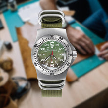 Load image into Gallery viewer, Vostok Komandirskie 280989 With Auto-Self Winding Watches