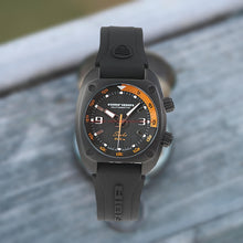 Load image into Gallery viewer, Vostok Amfibia Scuba 076798 With Auto-Self Winding Mineral Glass Watches