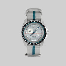 Load image into Gallery viewer, Vostok Amphibian Classic 14039B Luna Dude 2.0 With Auto-Self Winding Watches
