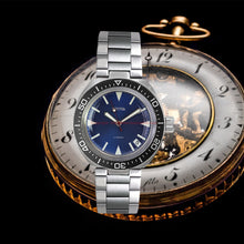 Load image into Gallery viewer, Vostok Amphibian Classic 780446 With Auto-Self Winding Watches
