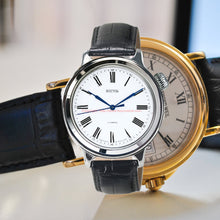 Load image into Gallery viewer, Vostok Retro 550929 With Auto-Self Winding Mineral Glass Transparent Caseback Watches
